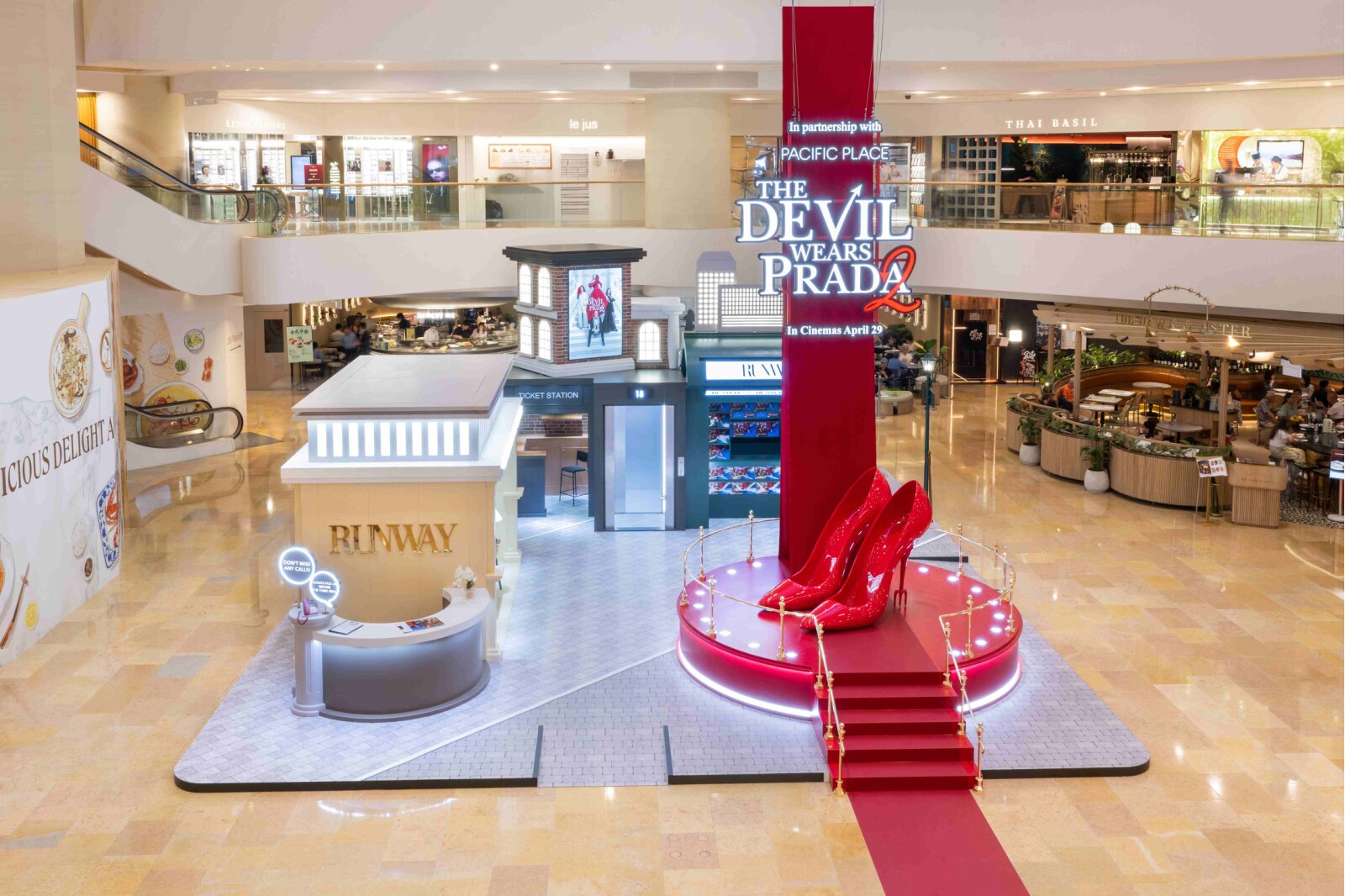 「Be Devilishly Fashionable」 太古廣場引領潮流  《穿 PRADA 的惡魔 2》場景裝置魅力揭幕